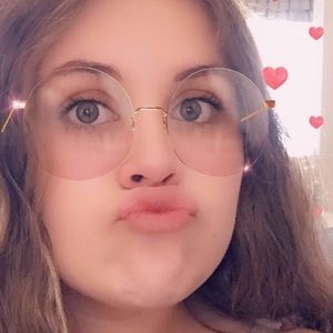 Meet your Posher, Kyla